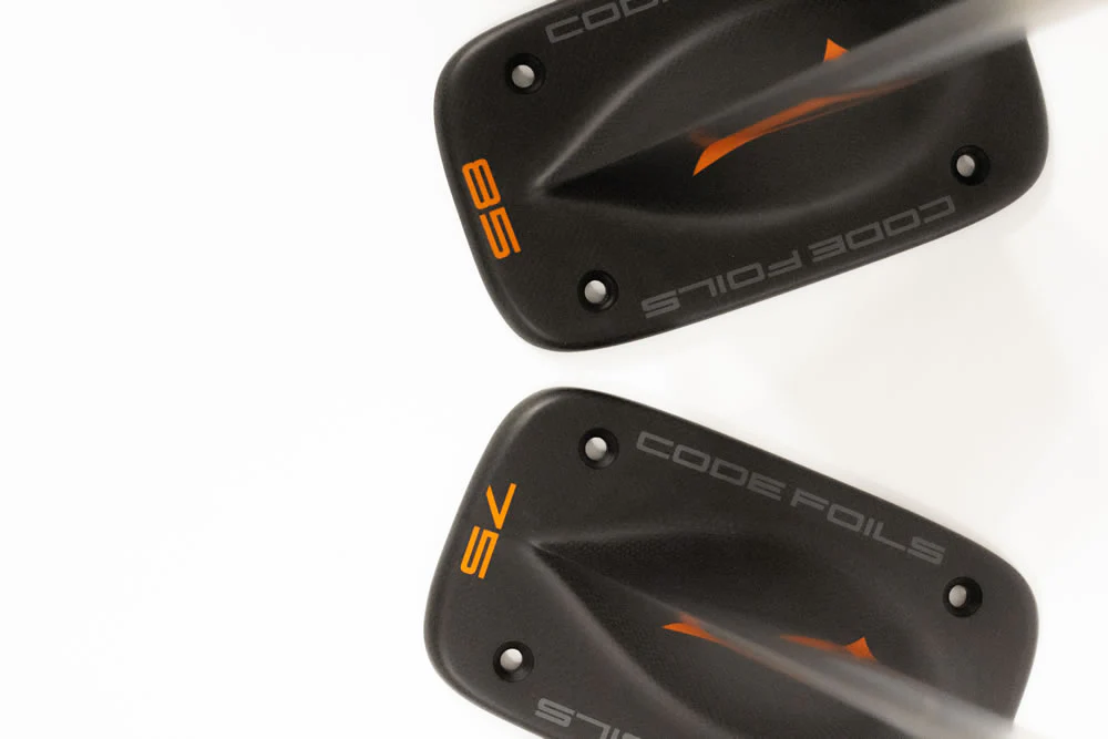 Code Foils Carbon Mast - Image 9